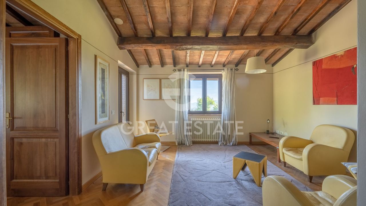 Дом в Тоди, Италия, 334.2 м² - фото 13