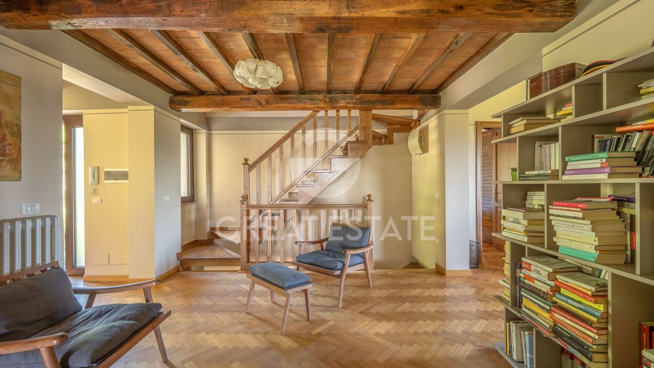 Дом в Тоди, Италия, 334.2 м² - фото 15