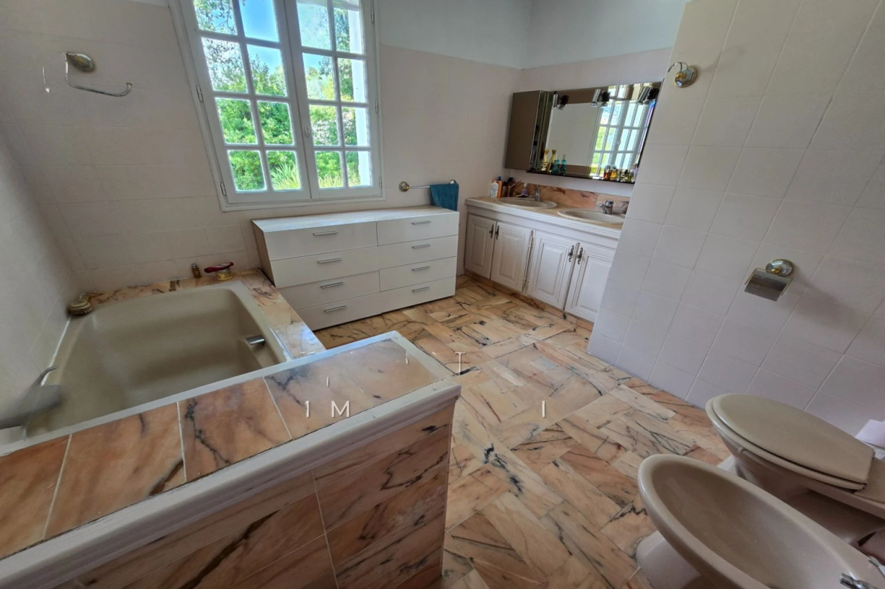 Квартира в Каннах, Франция, 240 м² - фото 11