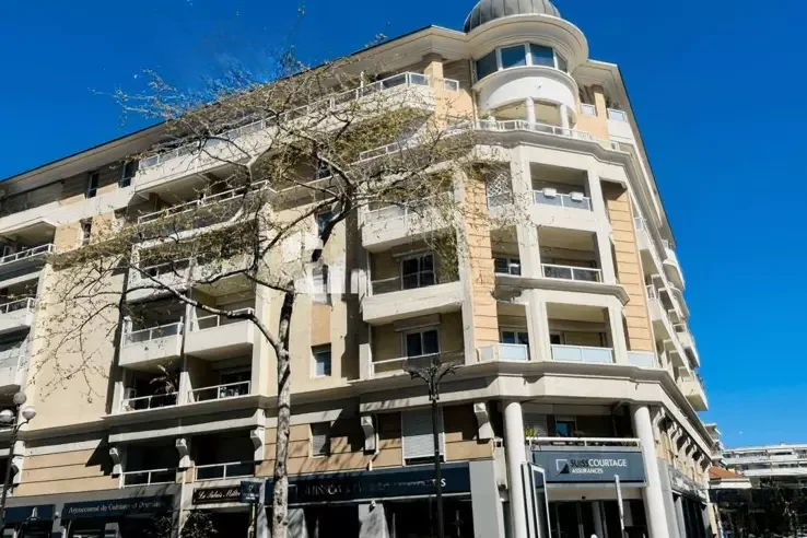 Квартира в Каннах, Франция, 75 м² - фото 1