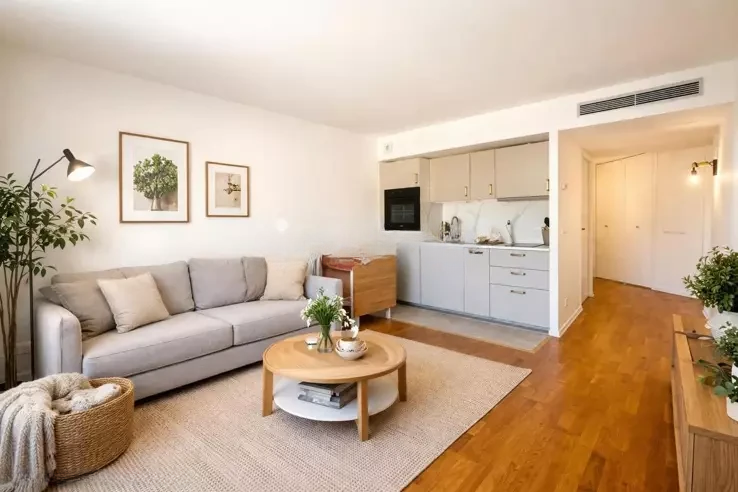 Квартира в Каннах, Франция, 25 м² - фото 1