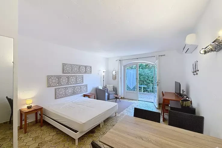 Квартира в Каннах, Франция, 32 м² - фото 1