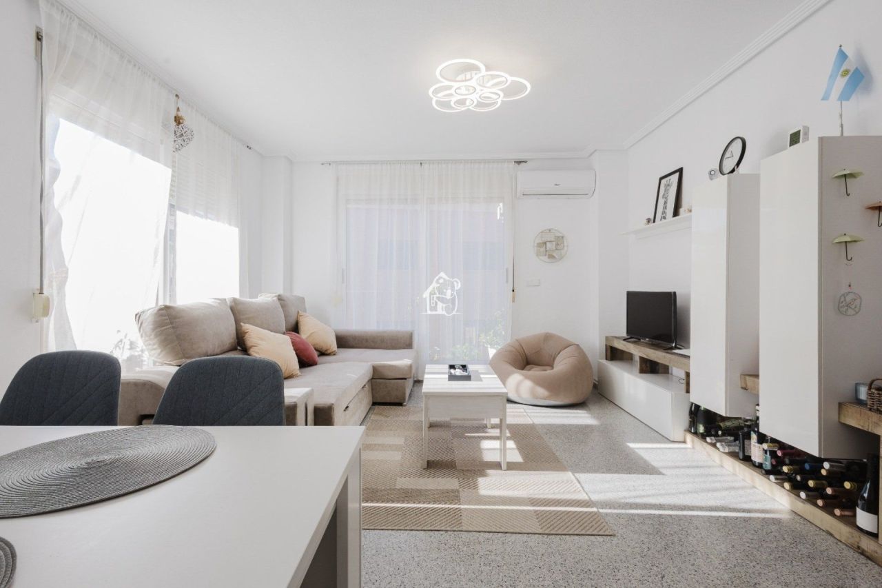 Апартаменты в Сан-Мигель де Салинас, Испания, 120 м² - фото 7