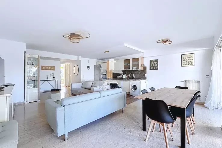 Квартира в Каннах, Франция, 76 м² - фото 2