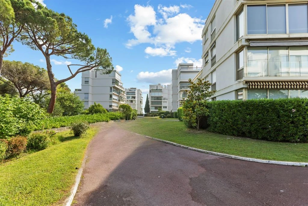 Квартира в Каннах, Франция, 93 м² - фото 19