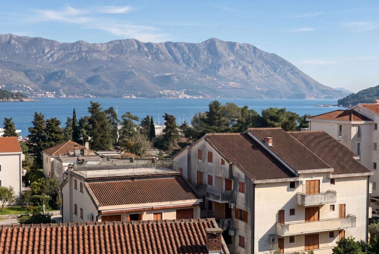 Квартира в Будве, Черногория, 83 м² - фото 1