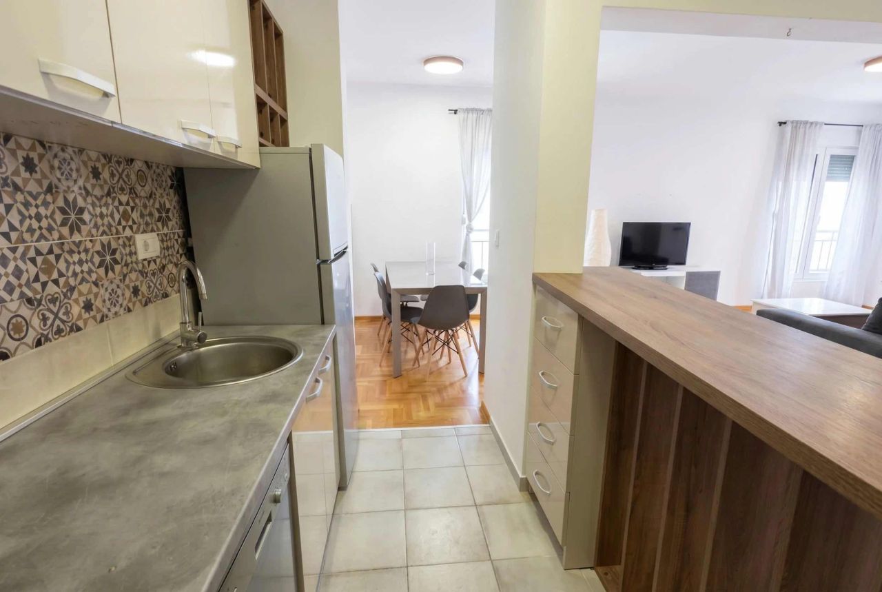 Квартира в Будве, Черногория, 75 м² - фото 4