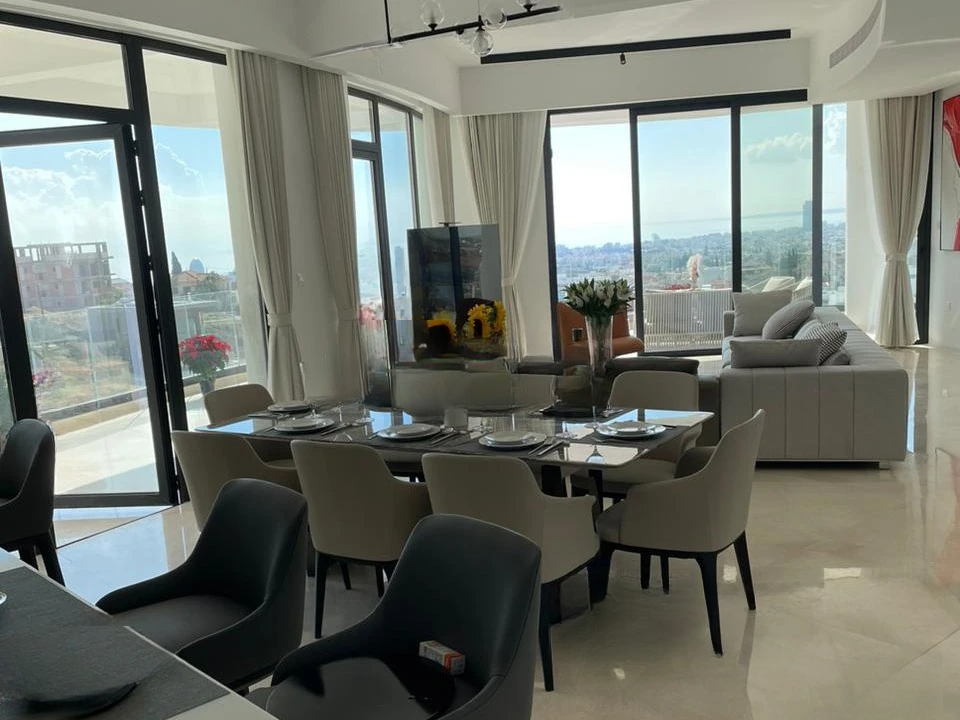 Квартира в Айос-Атанасиосе, Кипр, 100 м² - фото 1