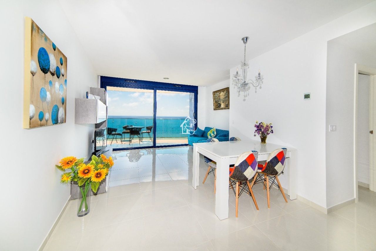Апартаменты в Пунта Приме, Испания, 76 м² - фото 2