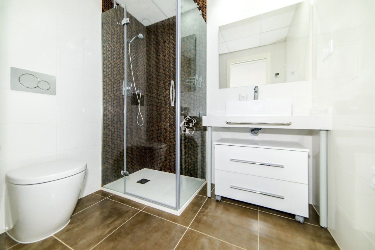 Апартаменты в Пунта Приме, Испания, 76 м² - фото 10