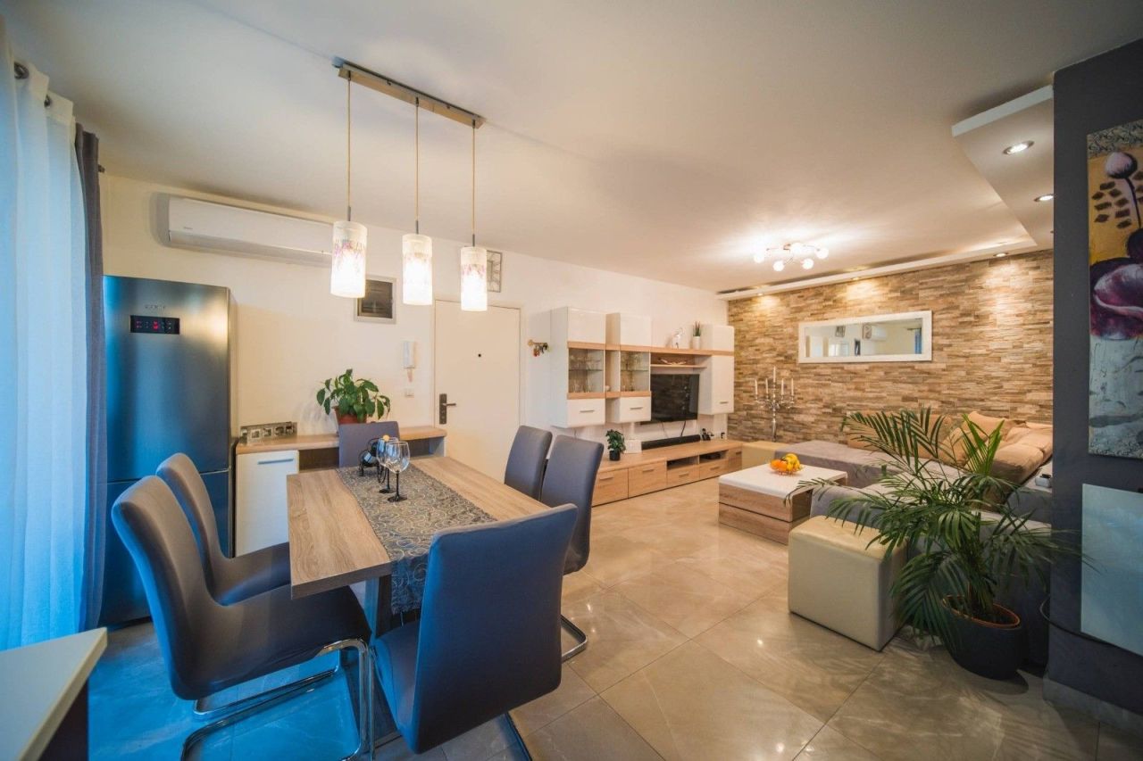 Квартира в Медулине, Хорватия, 60.78 м² - фото 1