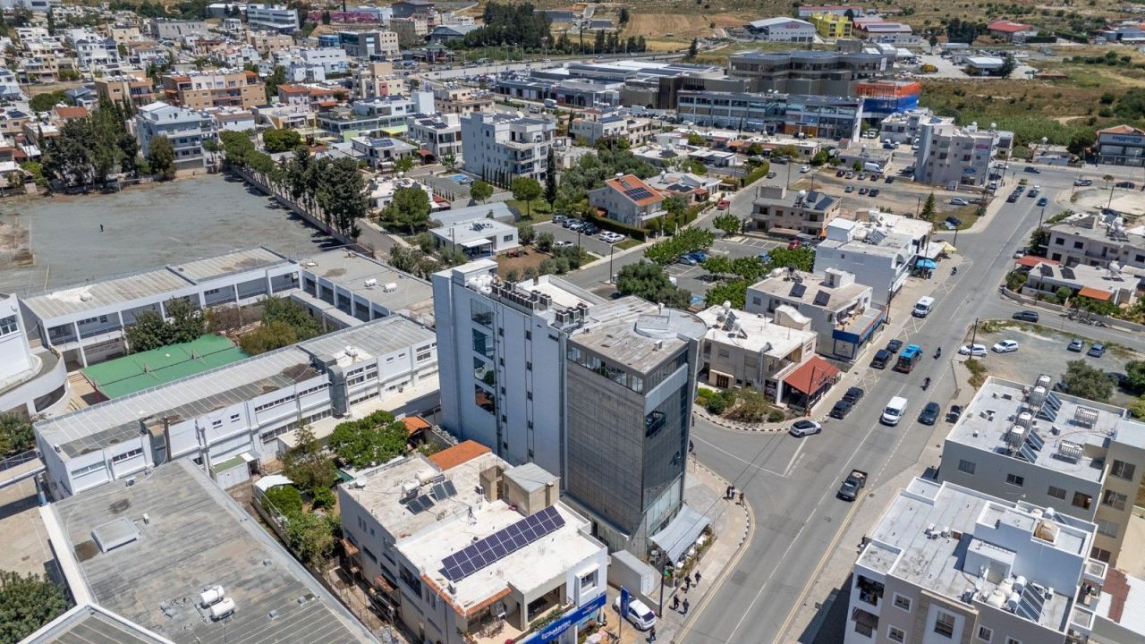 Коммерческая недвижимость в Пафосе, Кипр, 3 771 м² - фото 5