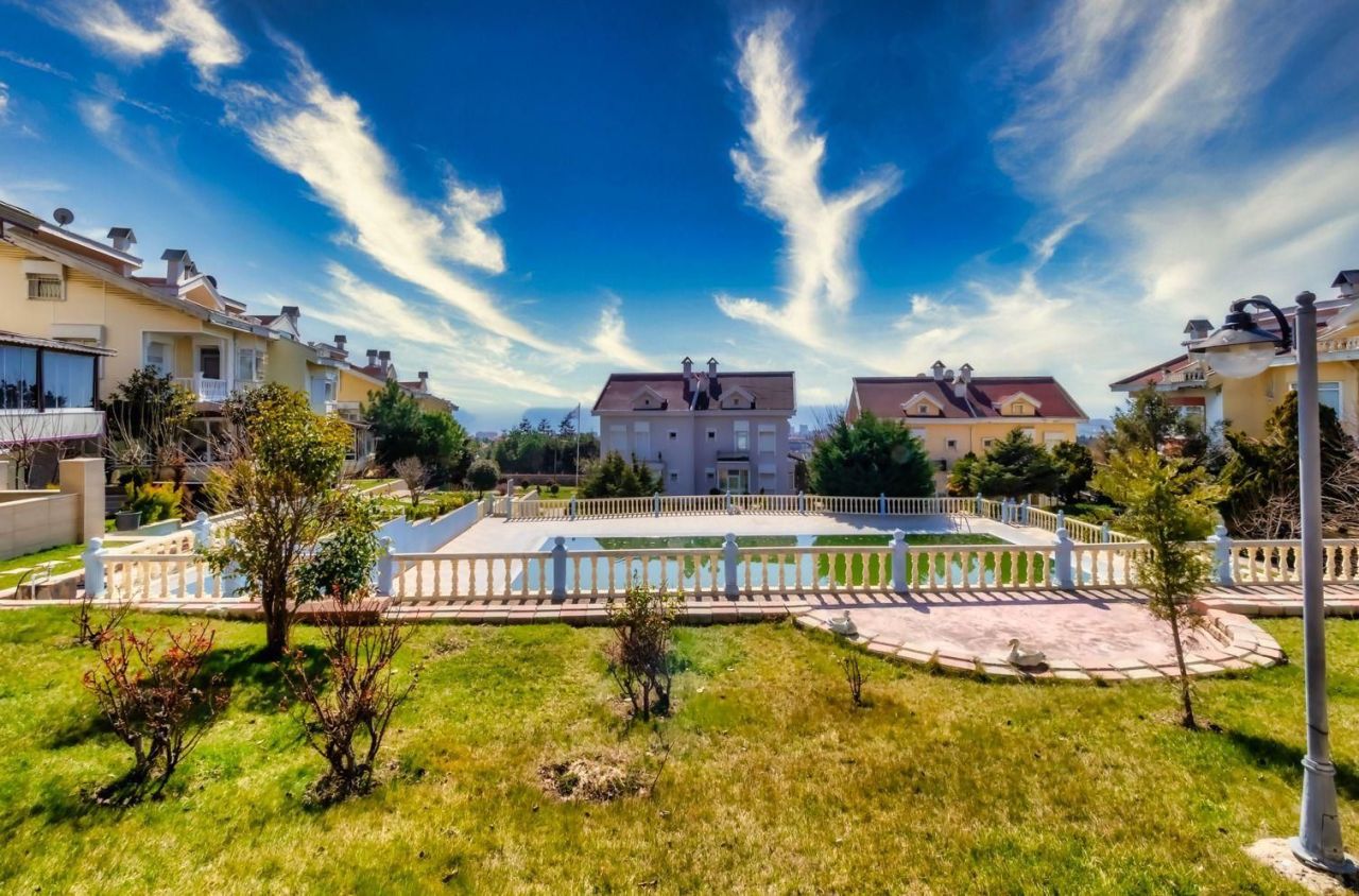 Вилла в Стамбуле, Турция, 360 м² - фото 16