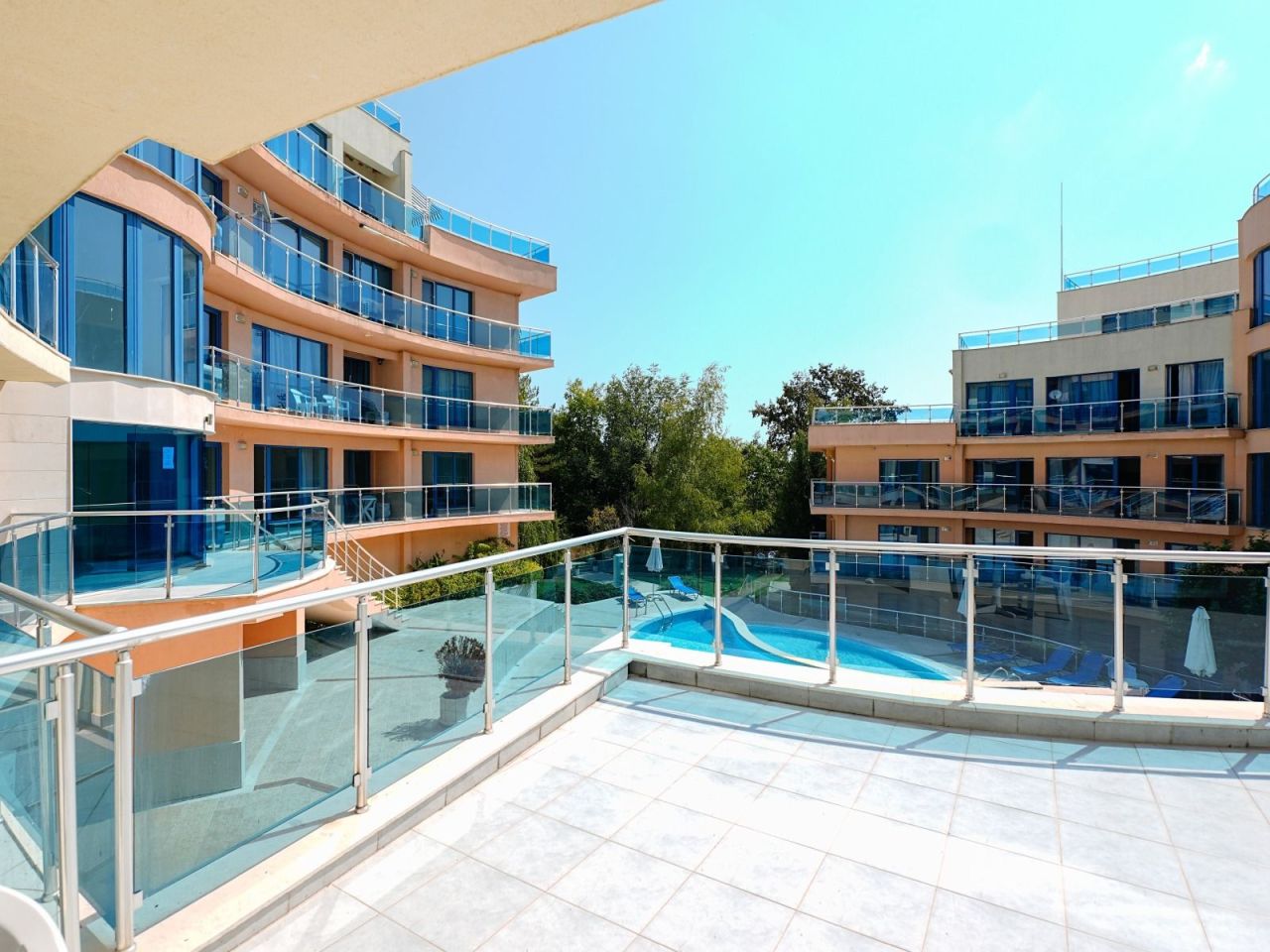 Апартаменты в Обзоре, Болгария, 42 м² - фото 2