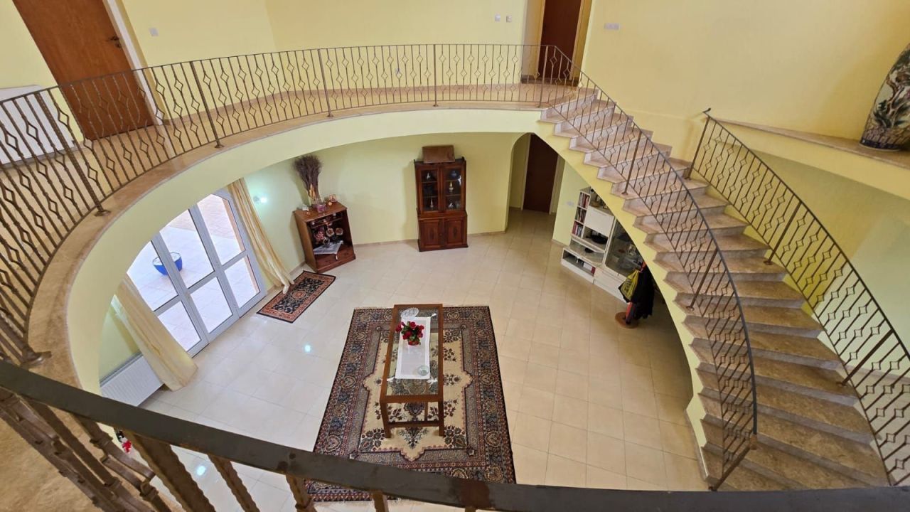 Дом в Асгате, Кипр, 500 м² - фото 1