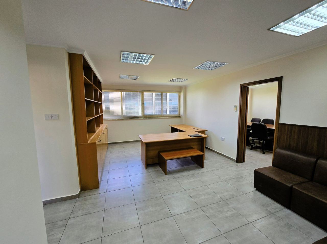 Офис Agia Zoni, Кипр, 173 м² - фото 1
