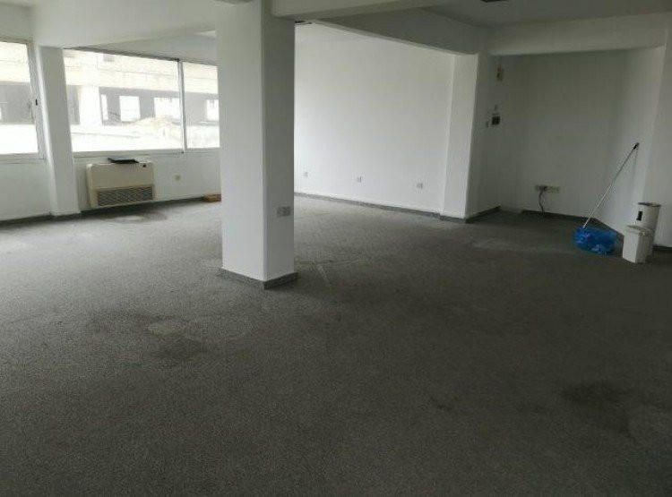 Офис Omonoia, Кипр, 194 м² - фото 1