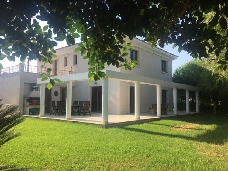 Дом в Ипсонасе, Кипр, 300 м² - фото 1