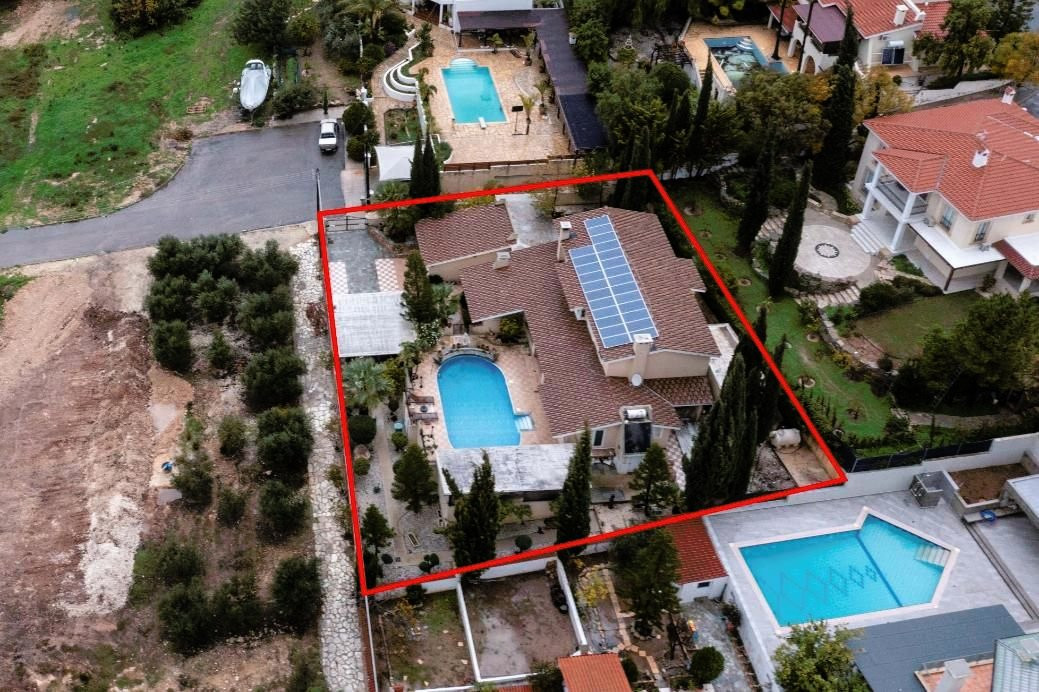 Дом в Тале, Кипр, 283 м² - фото 1