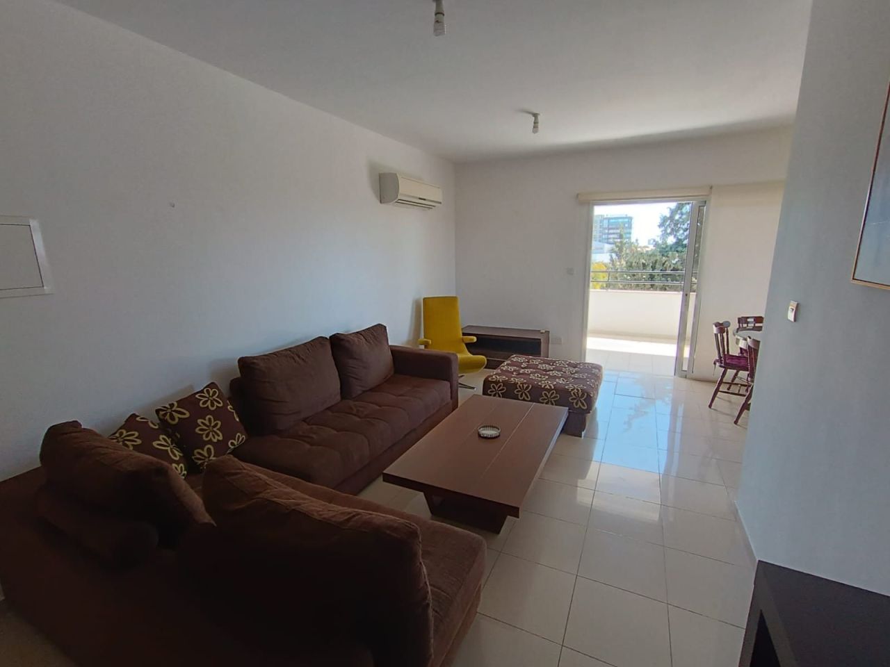 Апартаменты в Айос-Атанасиосе, Кипр, 91 м² - фото 1