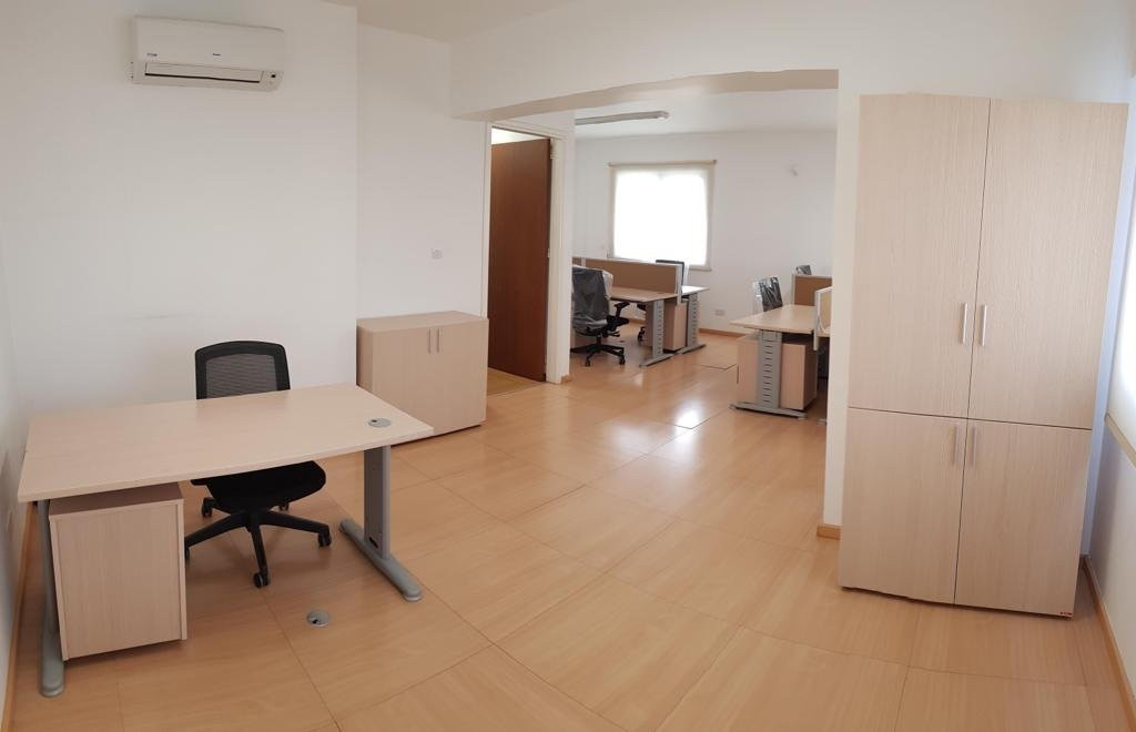 Офис Agia Zoni, Кипр, 120 м² - фото 1