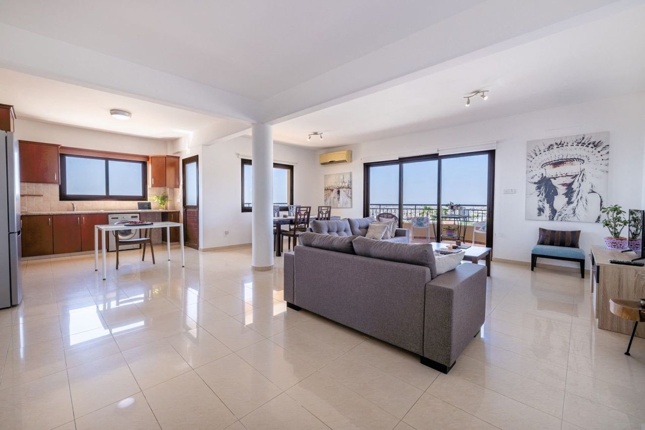 Апартаменты Agia Filaxi, Кипр, 100 м² - фото 1