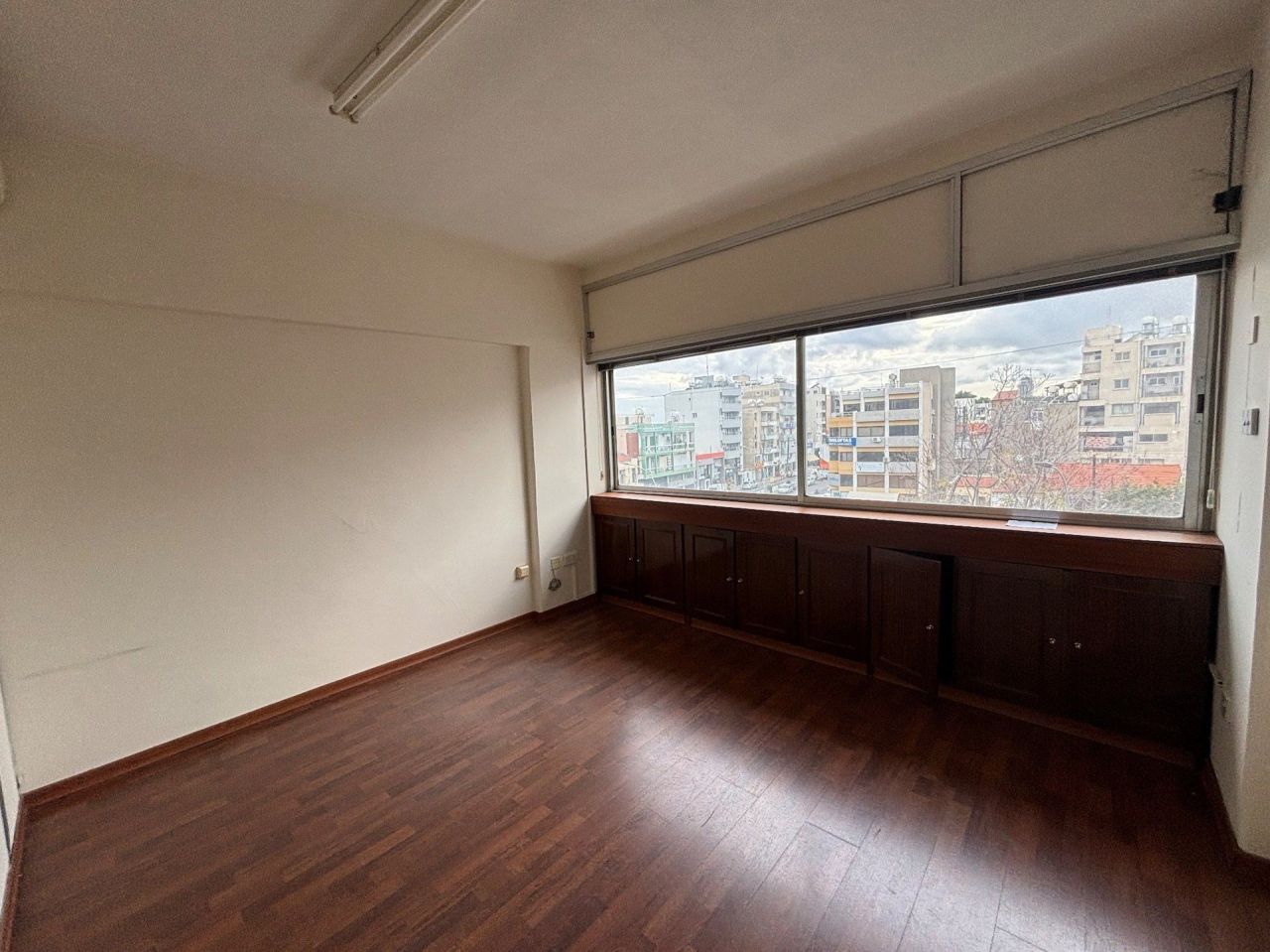 Офис Agia Zoni, Кипр, 100 м² - фото 1