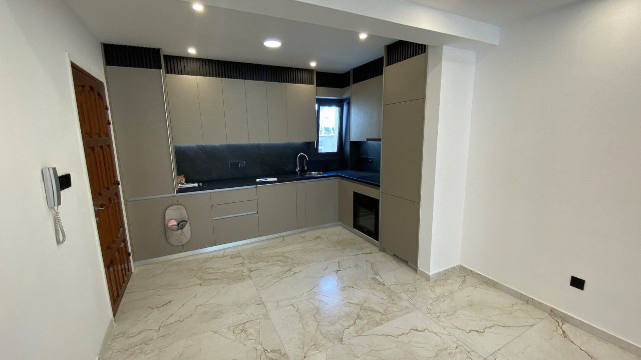 Апартаменты в Юниверсале, Кипр, 68 м² - фото 1