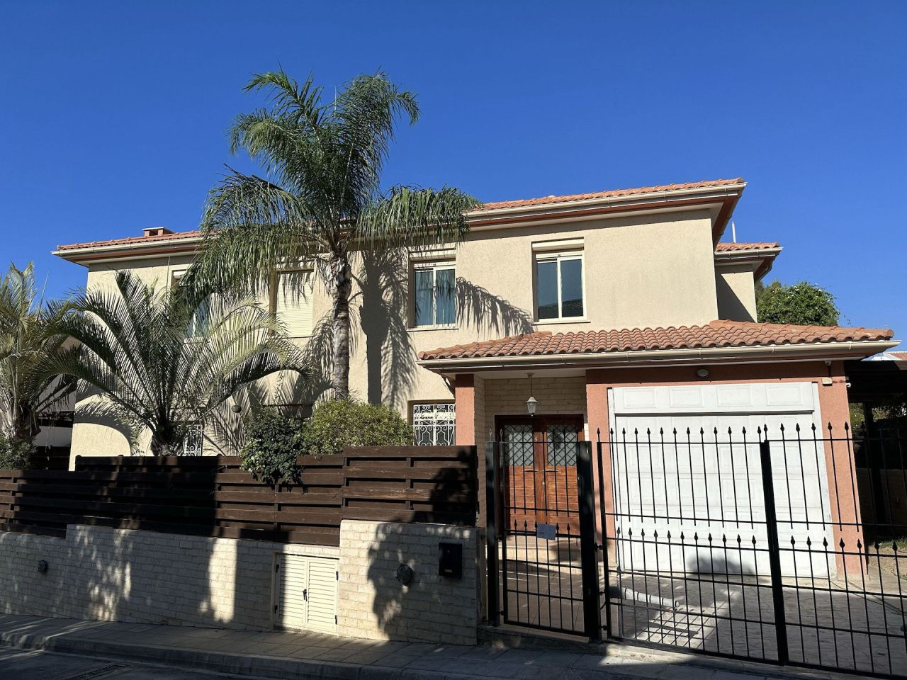 Дом Pyrgos - Tourist Area, Кипр, 214 м² - фото 1
