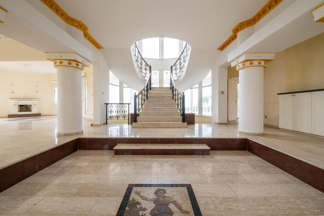 Дом в Пейе, Кипр, 855 м² - фото 1