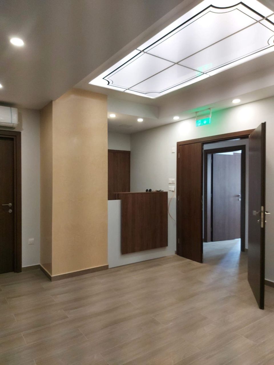 Офис Tsiflikoudia, Кипр, 220 м² - фото 1