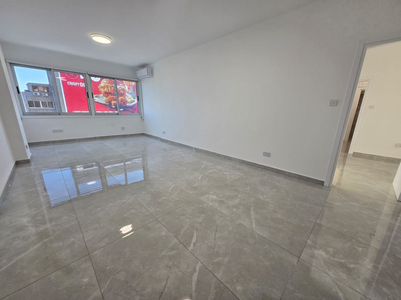 Офис Agia Zoni, Кипр, 80 м² - фото 1