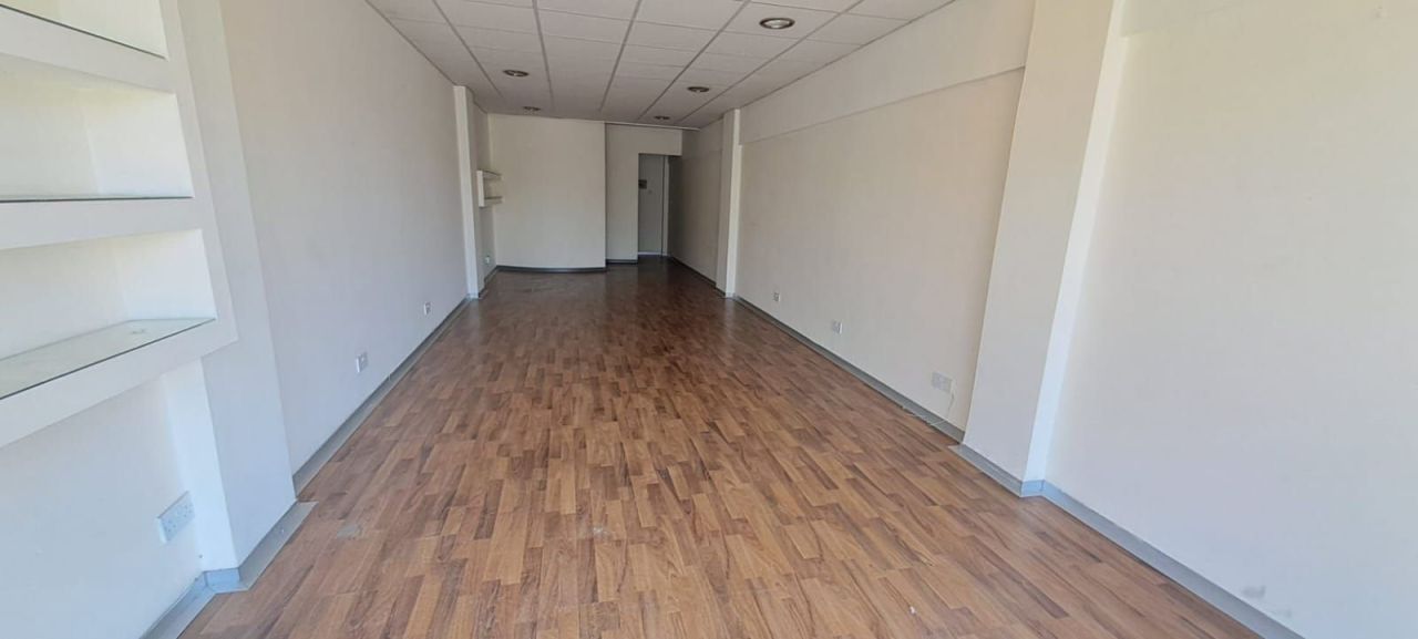 Магазин Katholiki, Кипр, 87 м² - фото 1