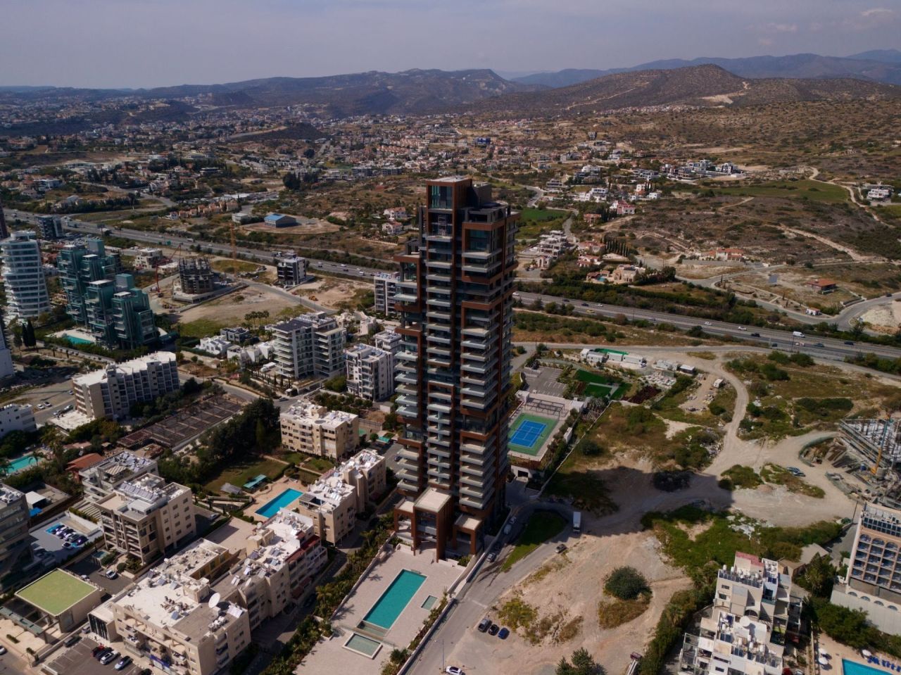 Апартаменты Agios Tychon - Tourist Area, Кипр, 107 м² - фото 1