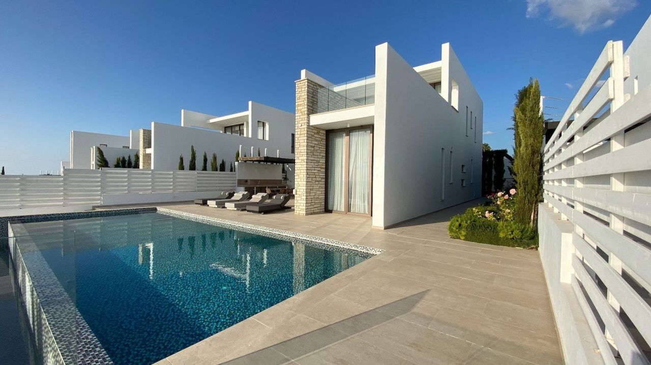 Дом в Пейе, Кипр, 300 м² - фото 1