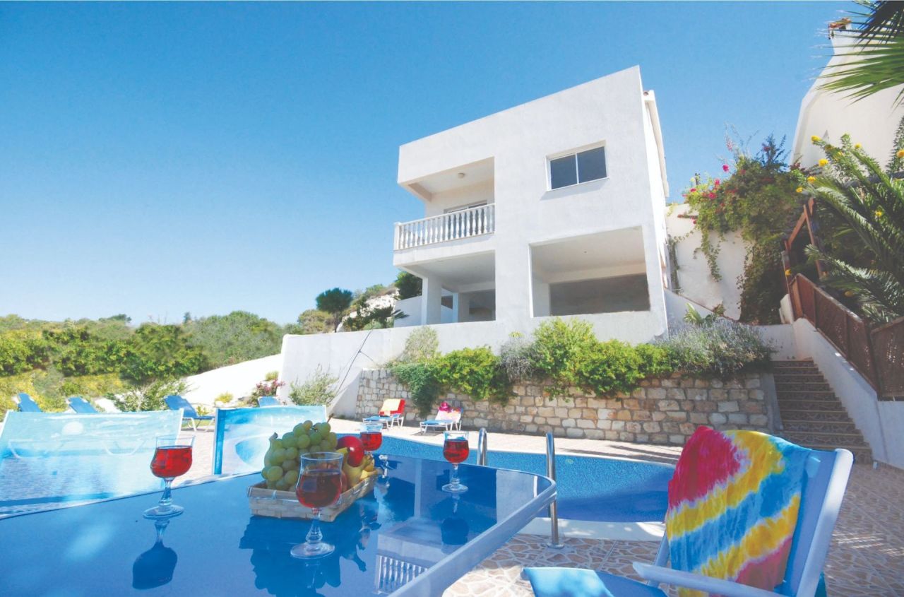 Дом в Тале, Кипр, 307 м² - фото 1