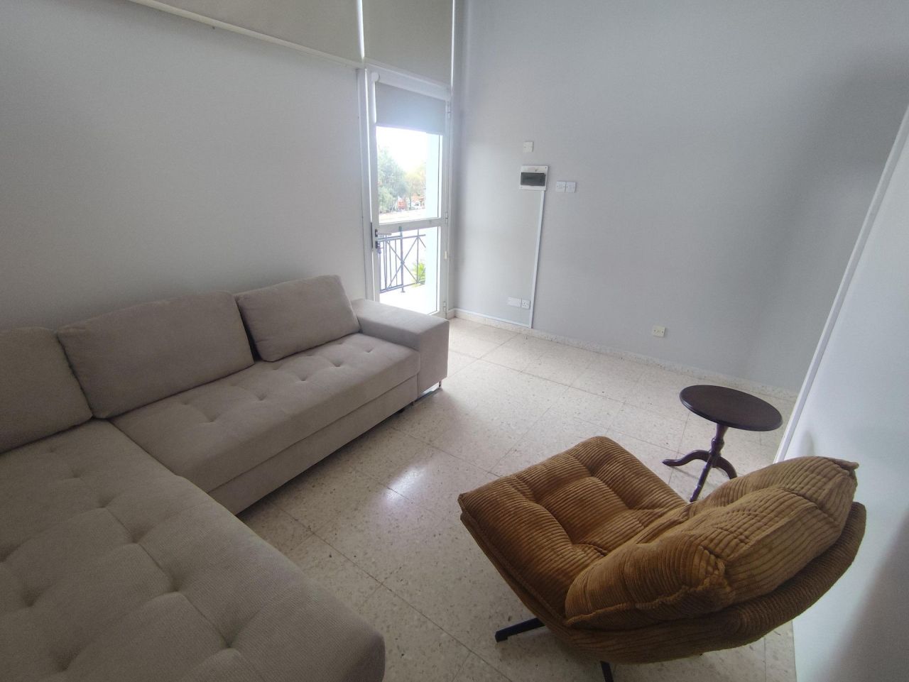 Офис в Трахони, Кипр, 75 м² - фото 1