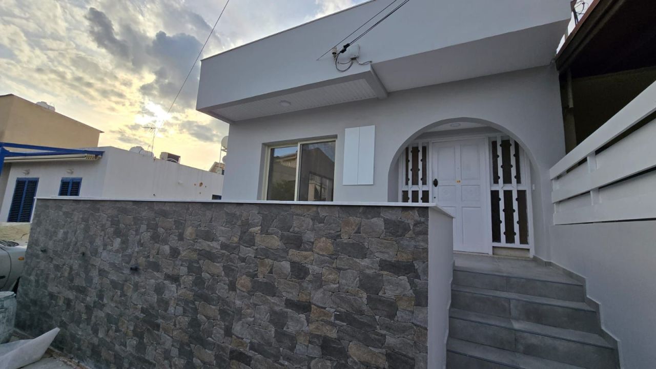 Дом Monovolikos, Кипр, 125 м² - фото 1