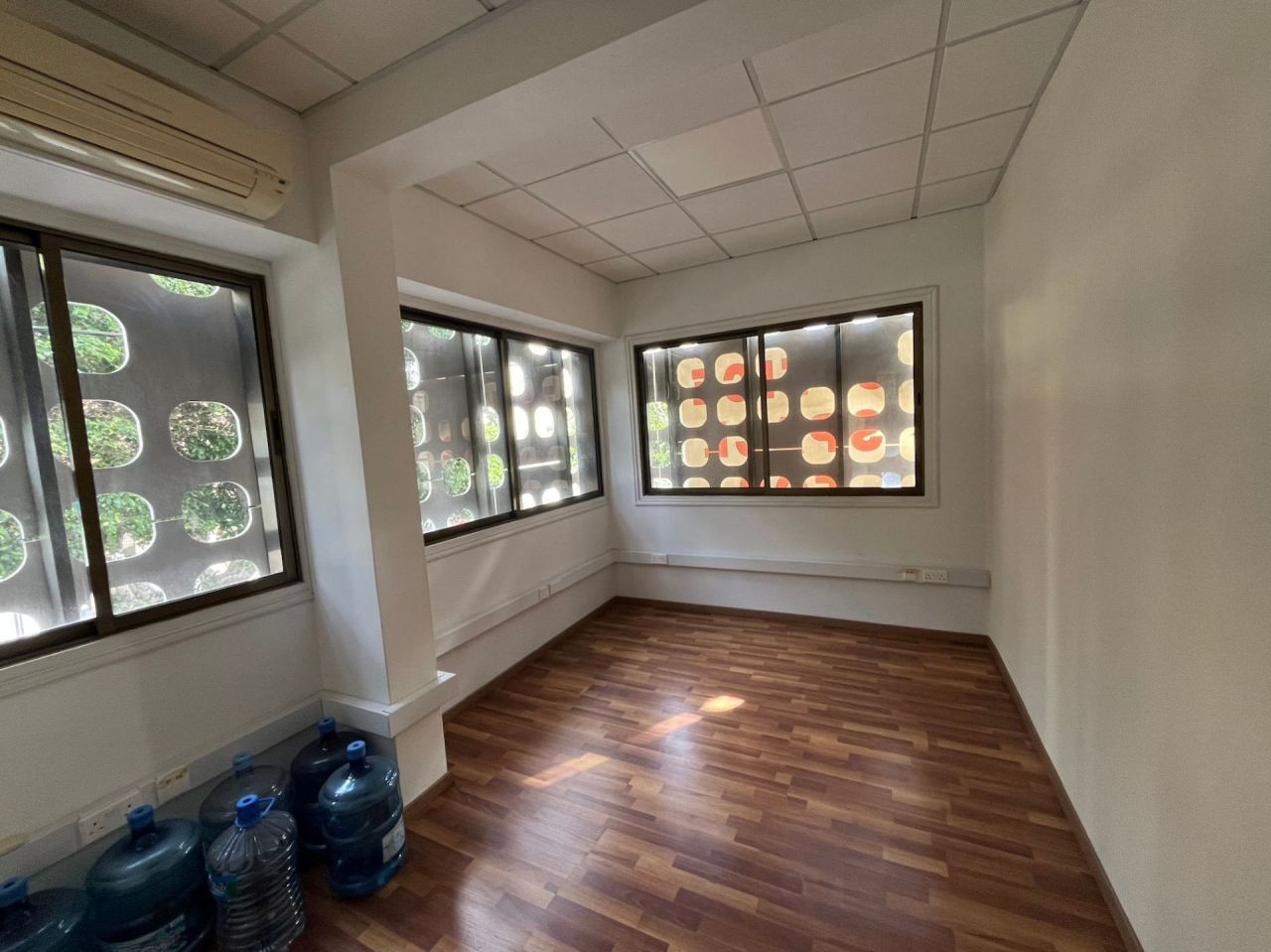 Офис Agios Nicolaos, Кипр, 140 м² - фото 2