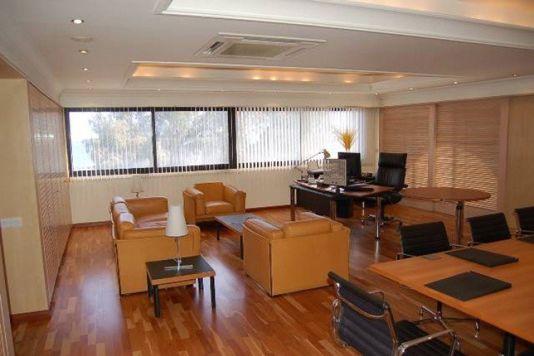 Офис Neapoli, Кипр, 200 м² - фото 2
