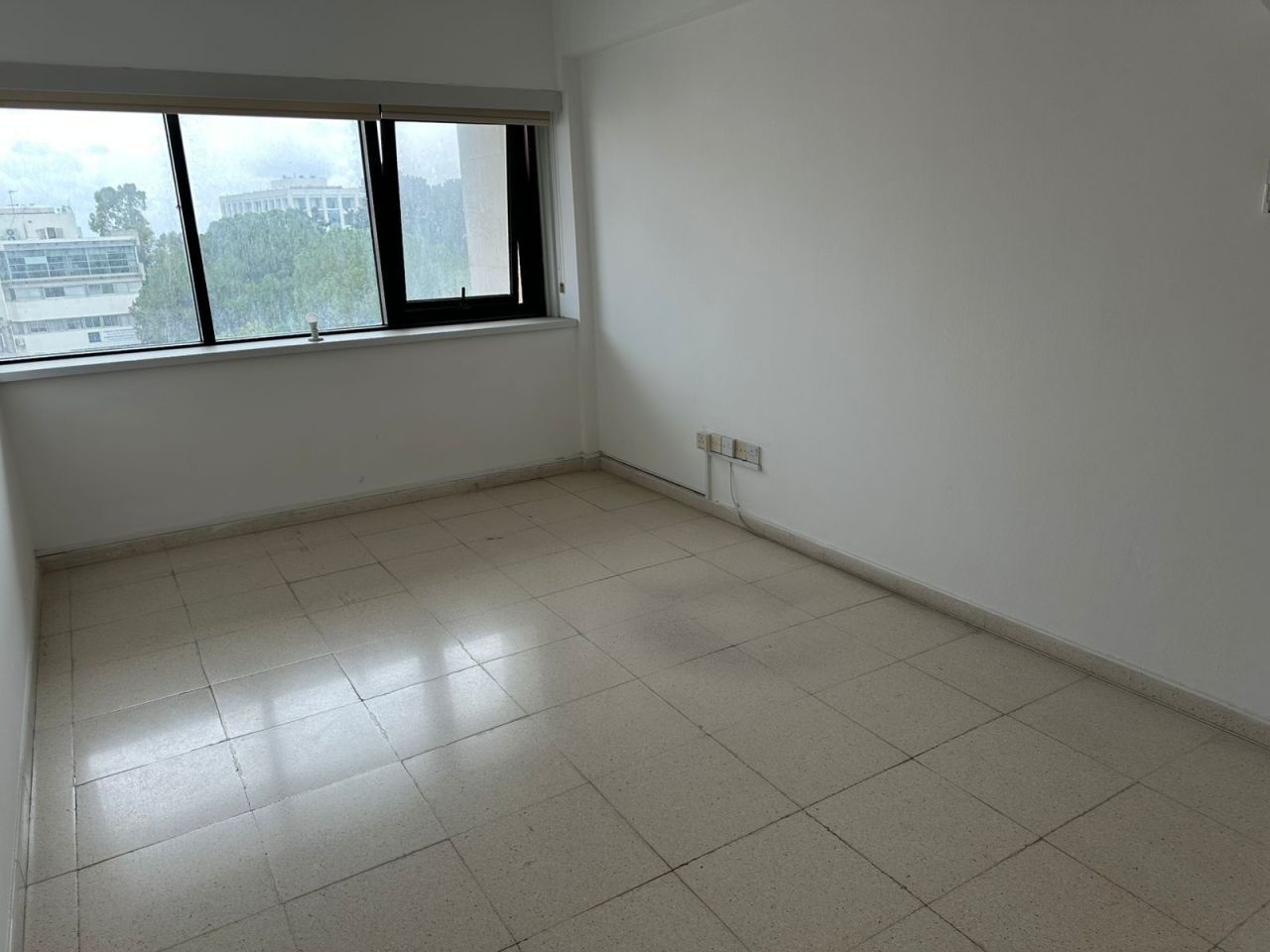 Офис в Пафосе, Кипр, 66 м² - фото 2
