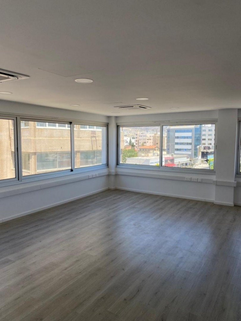 Офис Katholiki, Кипр, 200 м² - фото 2