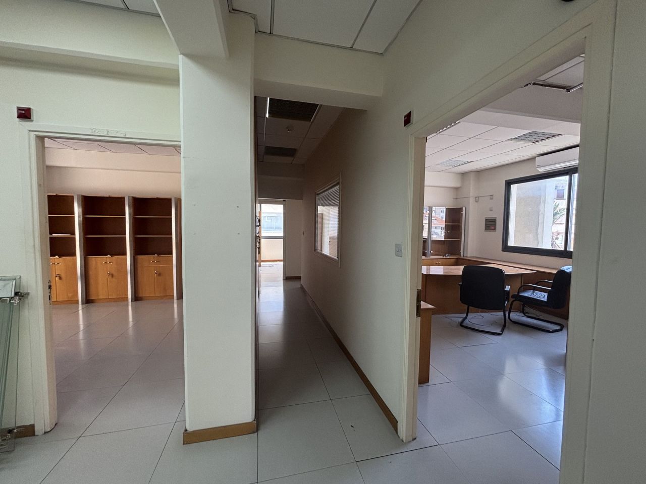 Офис Kapsalos, Кипр, 200 м² - фото 3