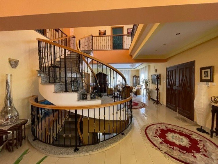 Дом в Айос-Атанасиосе, Кипр, 580 м² - фото 3