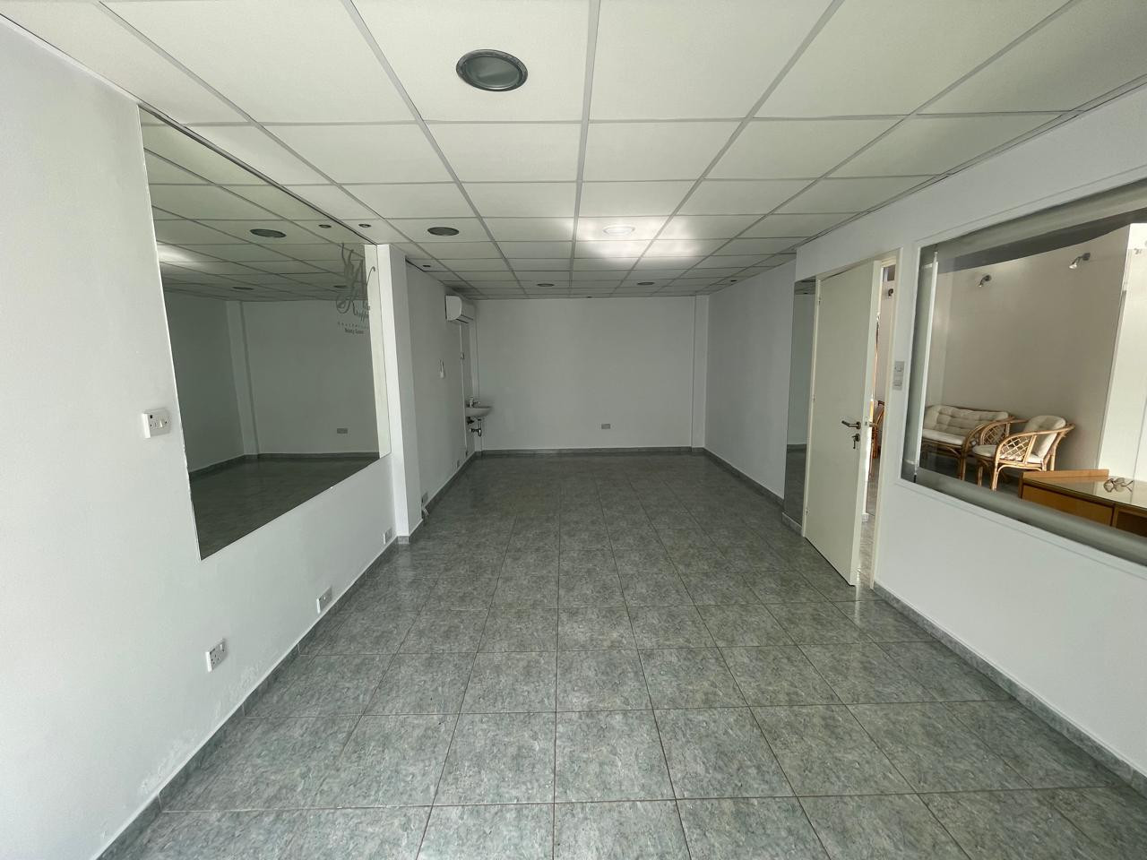 Офис в Пафосе, Кипр, 142 м² - фото 3