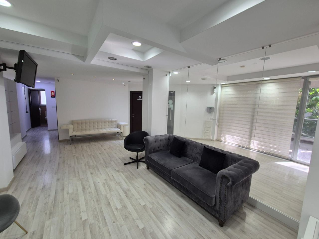 Офис Agia Filaxi, Кипр, 230 м² - фото 3