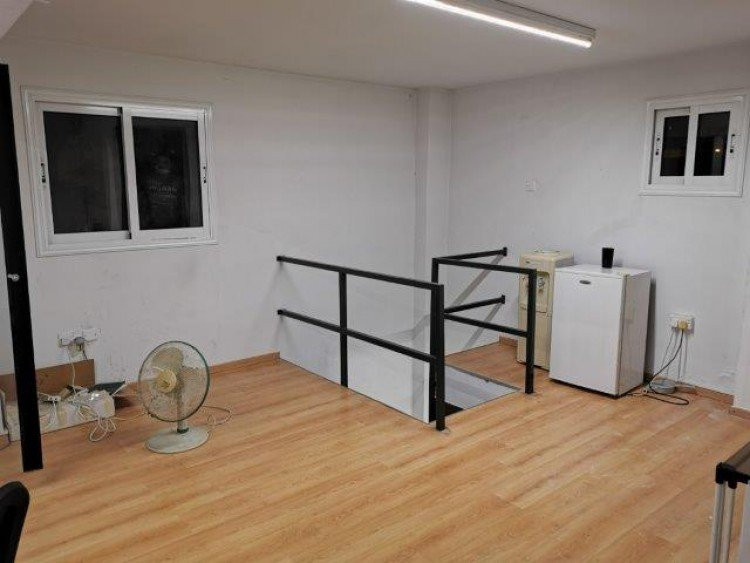 Магазин Agia Zoni, Кипр, 83 м² - фото 2