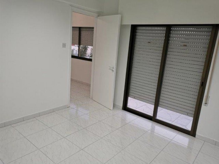 Офис Agia Zoni, Кипр, 90 м² - фото 2