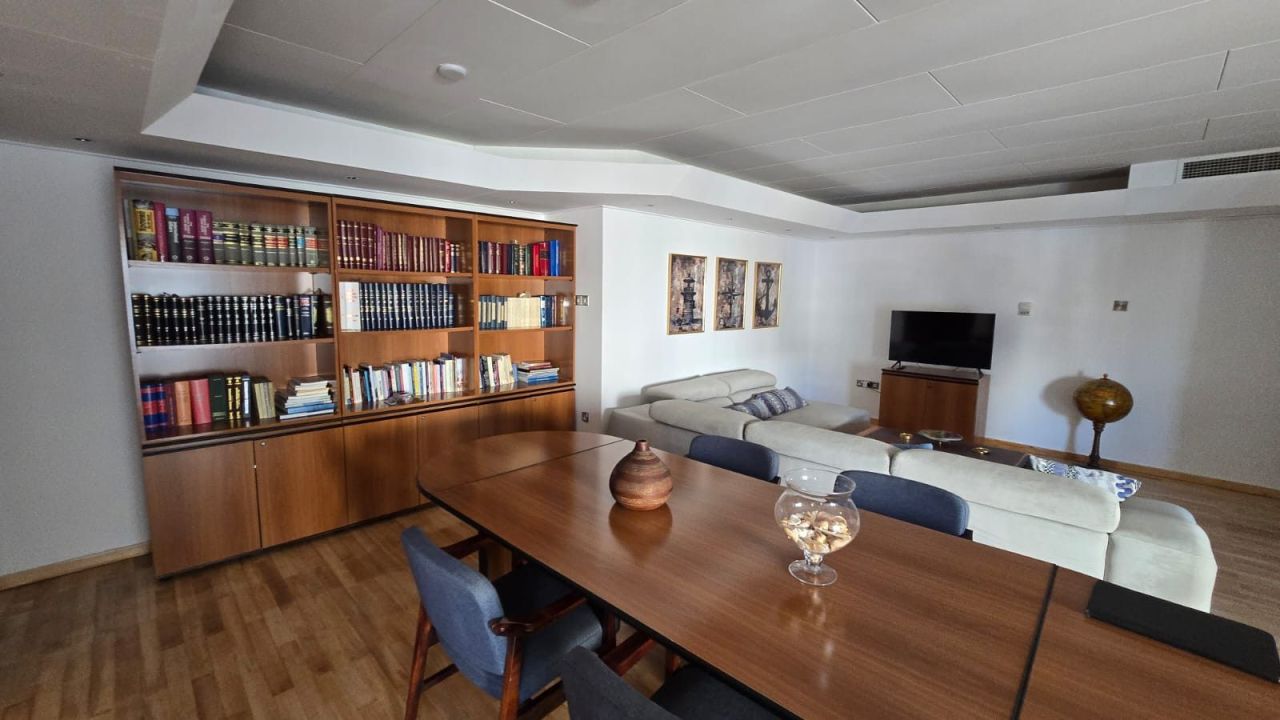 Офис Agia Zoni, Кипр, 135 м² - фото 3