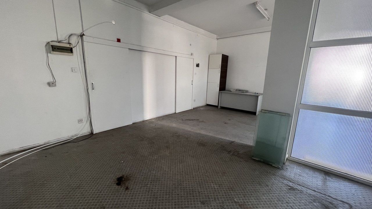 Магазин Ag. Antonios, Кипр, 180 м² - фото 3